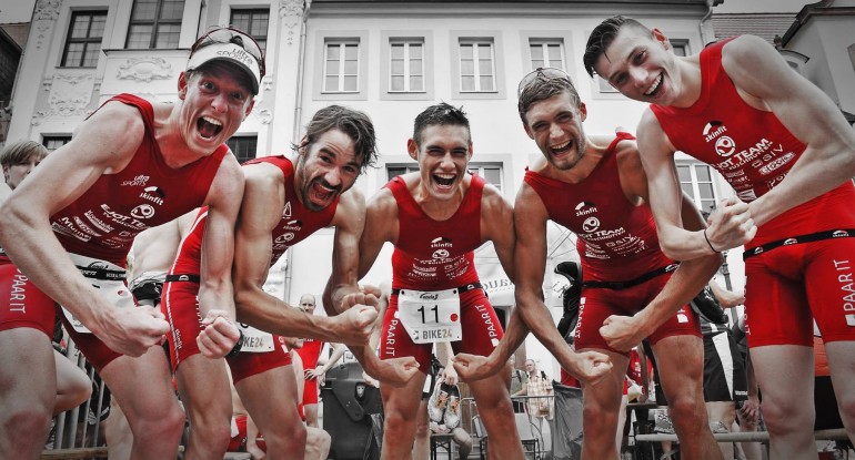 Felix und Simon Weiß holen Meistertitel in der 2. Triathlon Bundesliga mit dem EJOT Team