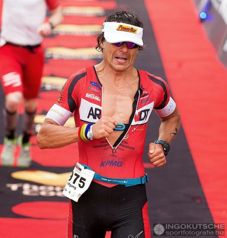 Wolfgang Schmatz – Schnellste Finisher Zeit in einem Ironmanrennen mit 54 Jahren!