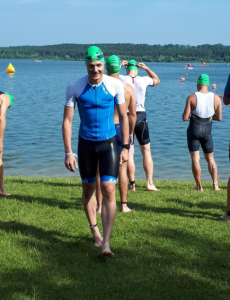 Andreas Baumgartl vor dem Start des 31. Memmert Rothsee Triathlons