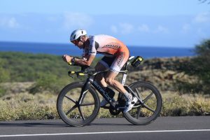 Andreas Bode auf der Radstrecke des Ironman 70.3 Hawaii