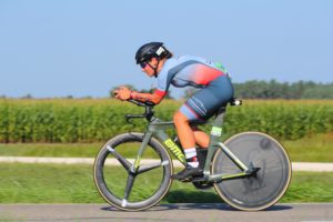 Susanne Eigner auf der Radstrecke des DATEV Challenge Roth powered by Hep