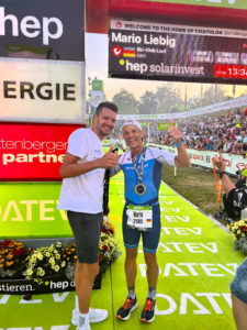 Mario Liebig im Ziel des DATEV CHallenge Roth powered by hep 2023