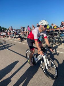 Mathias Burgstaller auf der Radstrecke des DATEV Challenge Roth powered by hep