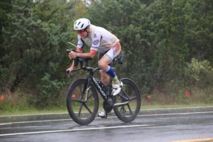 Andreas Bode auf der Radstrecke des Ironman 70.3 New York City